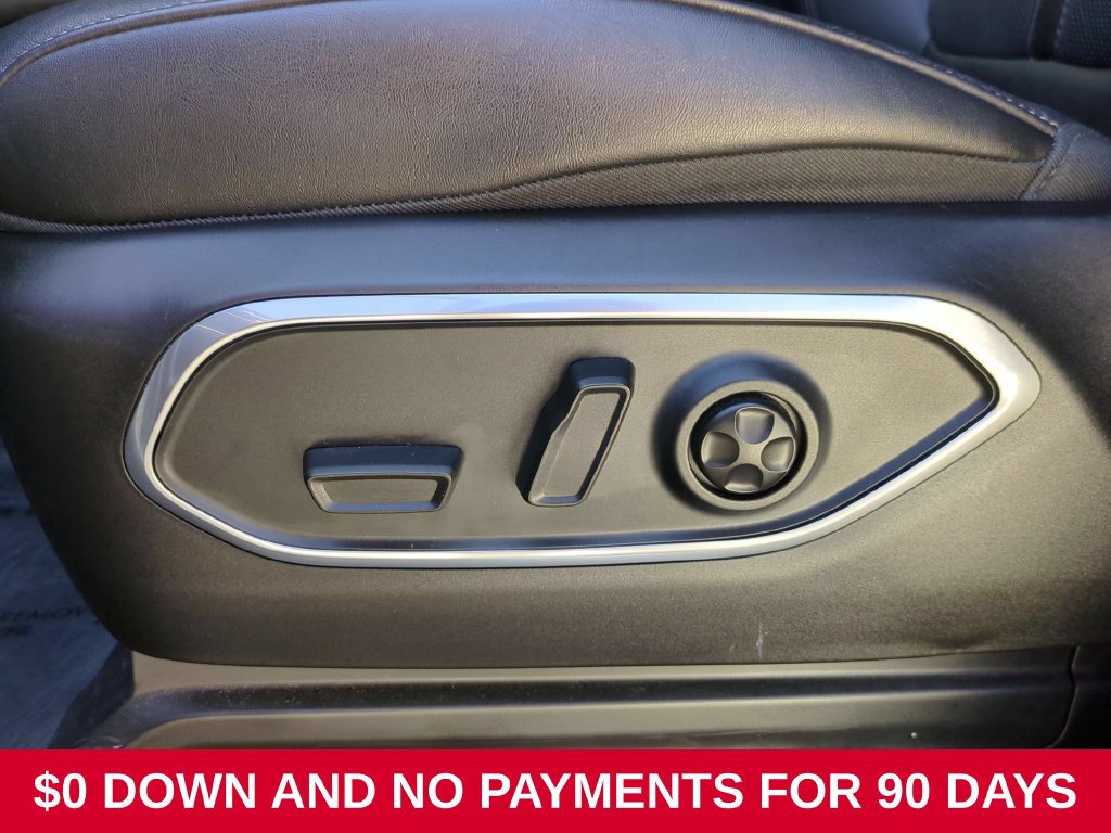 Used 2025 Jeep Wagoneer L Series II AWD/4WD image 14