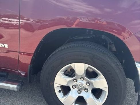 Used 2022 RAM 1500 Big Horn AWD/4WD image 9
