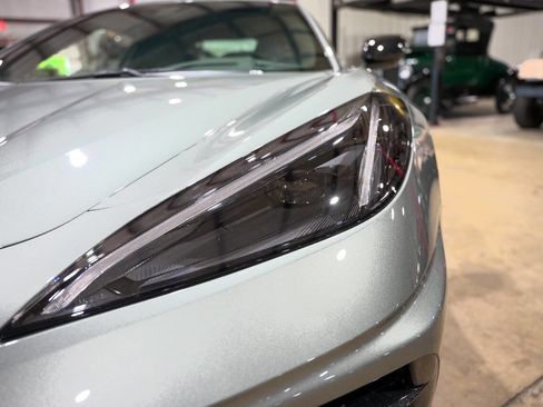 Used 2024 Chevrolet Corvette Stingray 2dr Coupe w/ Z51 Performance Package image 28