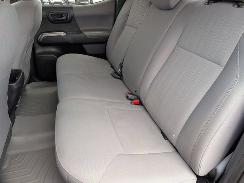 Used 2018 Toyota Tacoma SR5 RWD image 24