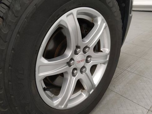 Used 2019 GMC Acadia SLE FWD image 31