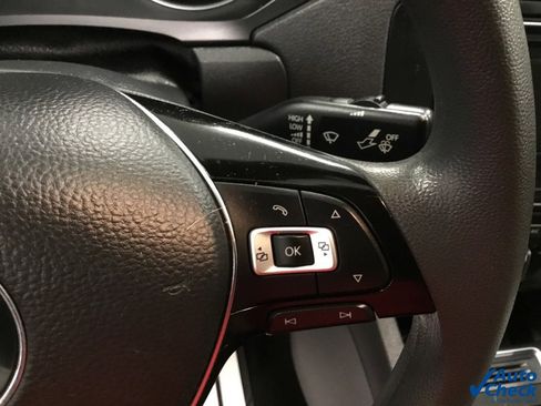 Used 2017 Volkswagen Jetta S w/ Jetta S Cold Weather Package image 45