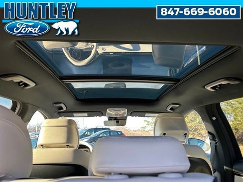 Used 2024 Genesis Electrified GV70 Advanced image 10