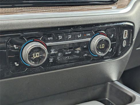 Used 2026 Chevrolet Silverado 1500 LT image 18