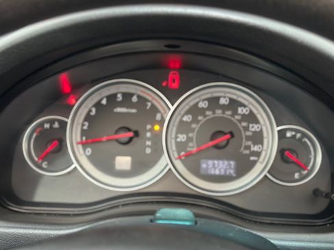 Used 2005 Subaru Outback 2.5i image 12