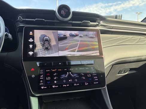 New 2025 Maserati Grecale Modena image 20