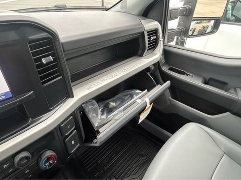 New 2026 Ford F350 XL w/ XL Chrome Package AWD/4WD image 45