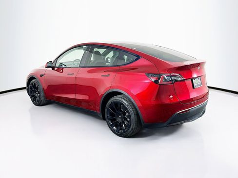 Used 2024 Tesla Model Y Long Range image 5