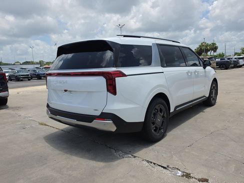 New 2026 Kia Carnival SX FWD image 7