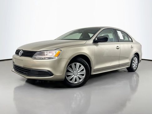 Used 2014 Volkswagen Jetta S image 1