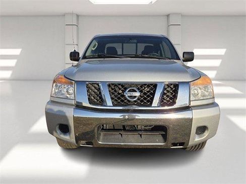 Used 2008 Nissan Titan XE image 2