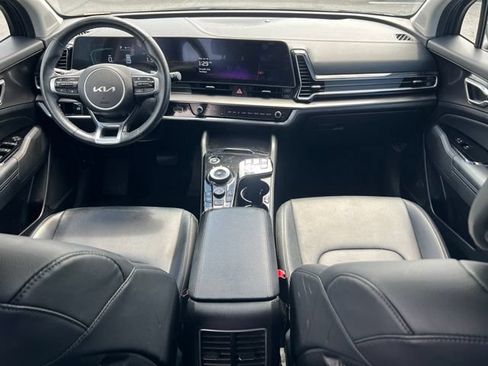 Certified 2023 Kia Sportage EX AWD/4WD image 10