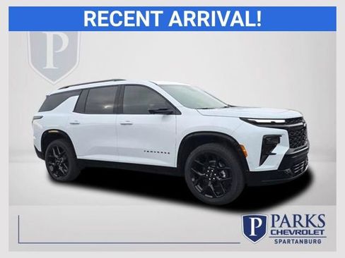 New 2026 Chevrolet Traverse RS image 1
