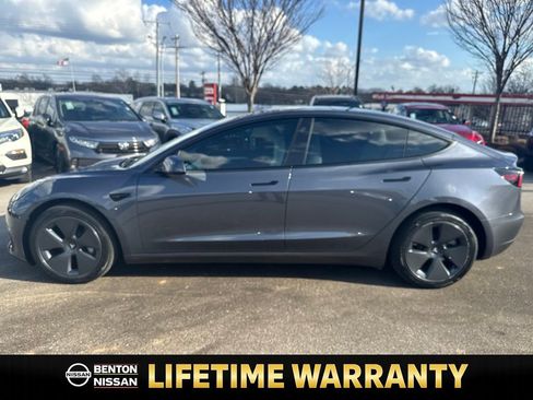 Used 2023 Tesla Model 3 Standard Range image 5