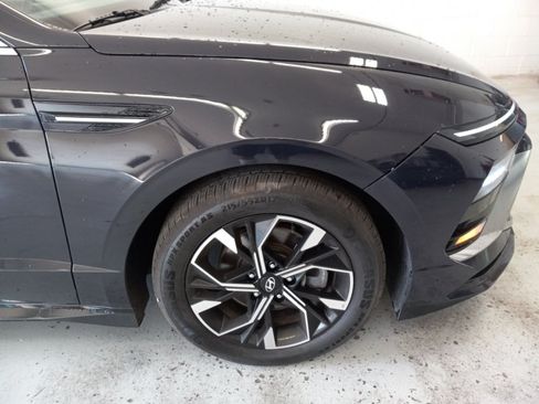 Used 2024 Hyundai Sonata SEL FWD image 3