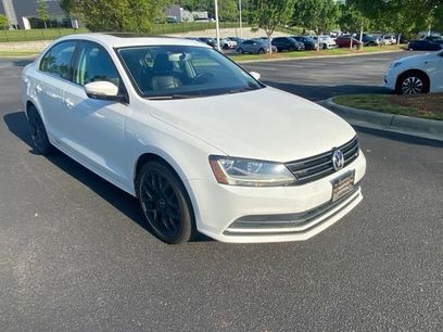 Used 2017 Volkswagen Jetta SE