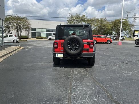 Used 2023 Jeep Wrangler Unlimited Sport AWD/4WD image 10