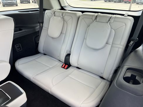 New 2025 Lincoln Aviator Reserve image 28