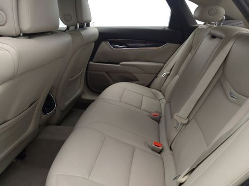 Used 2014 Cadillac XTS Luxury AWD/4WD image 18