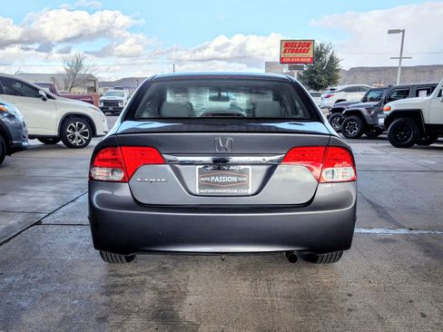 Used 2010 Honda Civic LX image 4