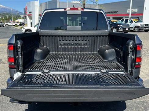 New 2025 Nissan Frontier SV w/ Tow Package image 6