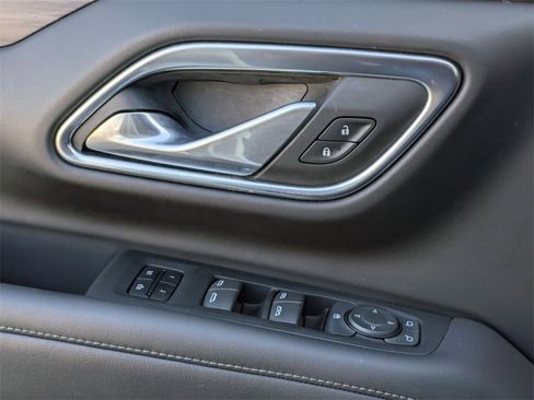 Used 2023 Chevrolet Tahoe LT image 13