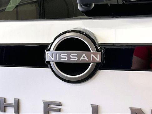 New 2026 Nissan Pathfinder SV AWD/4WD image 38