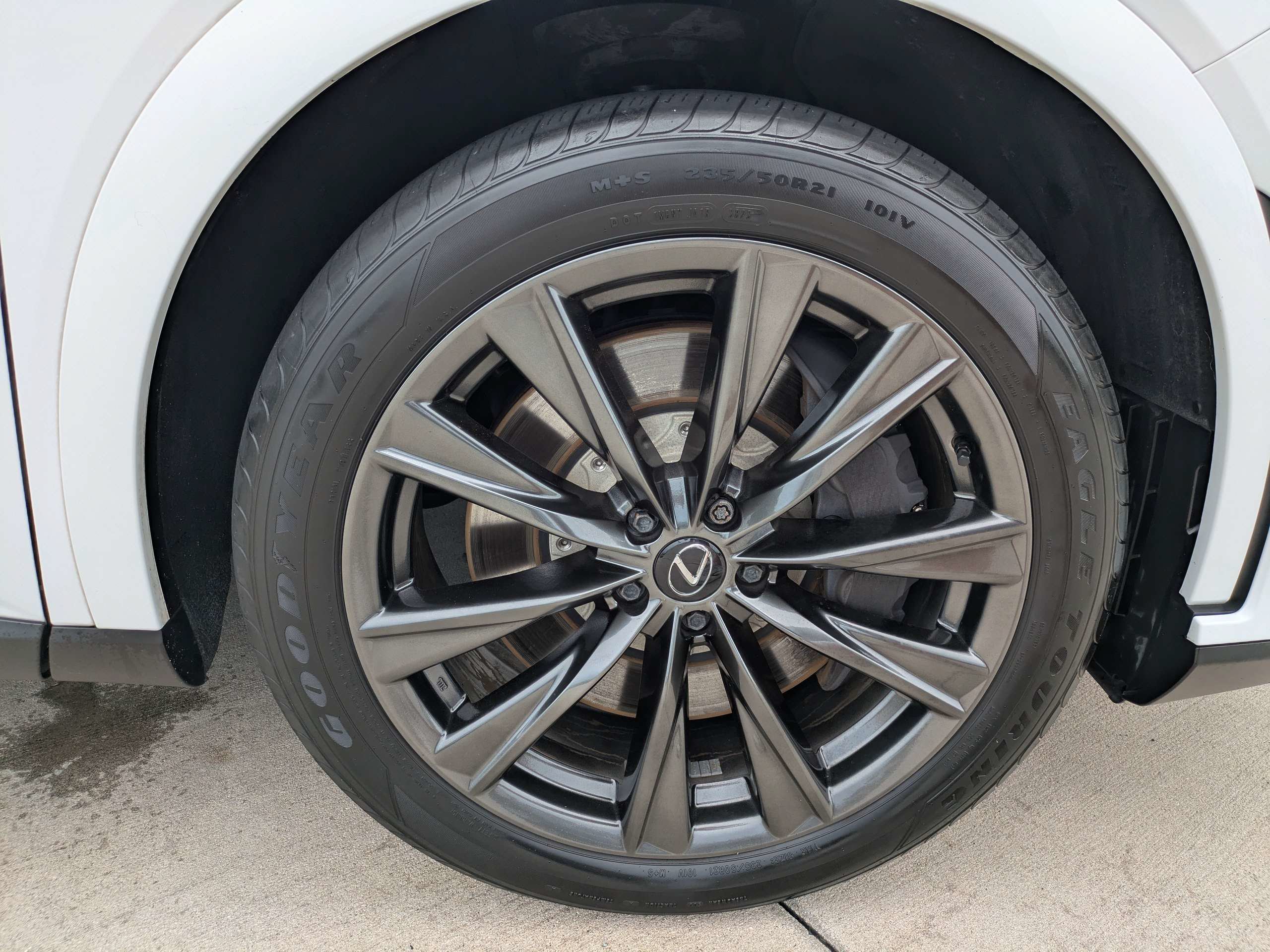 Used 2024 Lexus RX 350 F Sport w/ Convenience Package AWD/4WD image 9