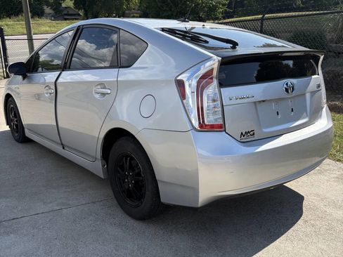 Used 2013 Toyota Prius Three w/ Solar Roof Pkg image 5