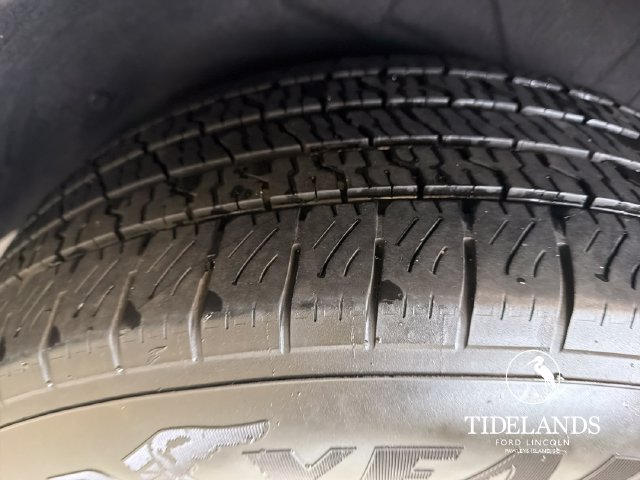 Used 2025 Ford Expedition Active RWD image 31
