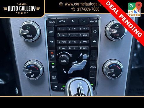 Used 2017 Volvo S60 T5 Inscription image 27