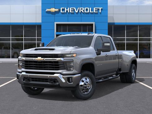New 2026 Chevrolet Silverado 3500 LT image 6