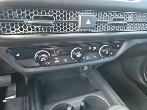 Used 2025 Honda HR-V Sport image 19