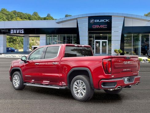 Used 2023 GMC Sierra 1500 Denali w/ Technology Package AWD/4WD image 3