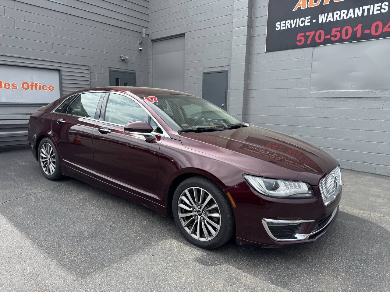 Used 2017 Lincoln MKZ Select w/ Select Plus Package AWD/4WD image 1
