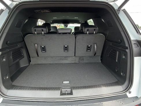 New 2026 Chevrolet Traverse LT FWD image 13