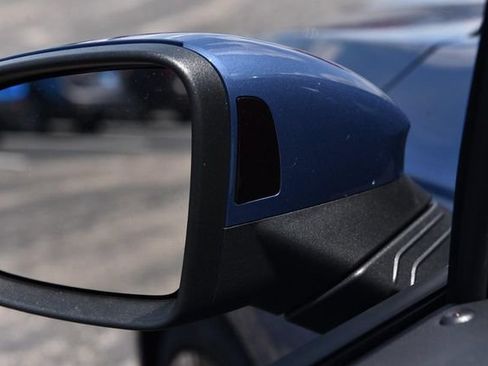 New 2026 Volkswagen GTI SE FWD image 9