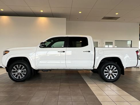 Certified 2020 Toyota Tacoma Limited image 7