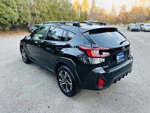 Used 2025 Subaru Crosstrek 2.0i Premium image 8