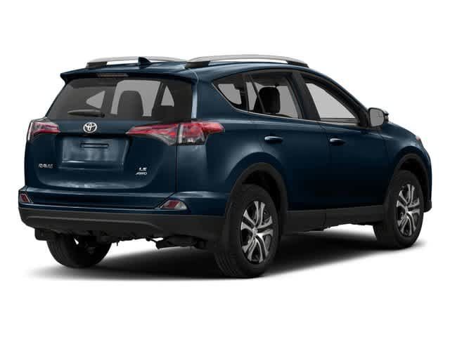 Used 2018 Toyota RAV4 LE FWD image 2