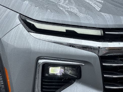 New 2025 Chevrolet Traverse LT w/ Enhanced Driving Package image 33