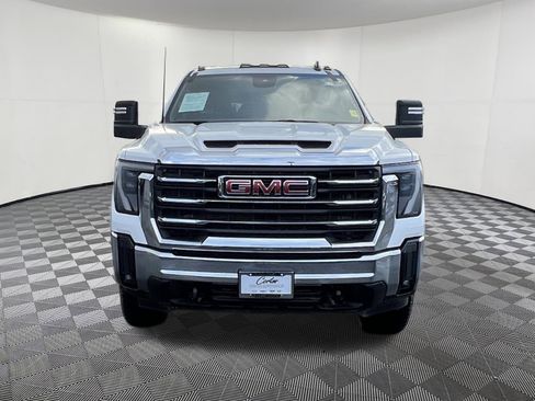 Used 2024 GMC Sierra 3500 SLE w/ SLE Convenience Package image 2