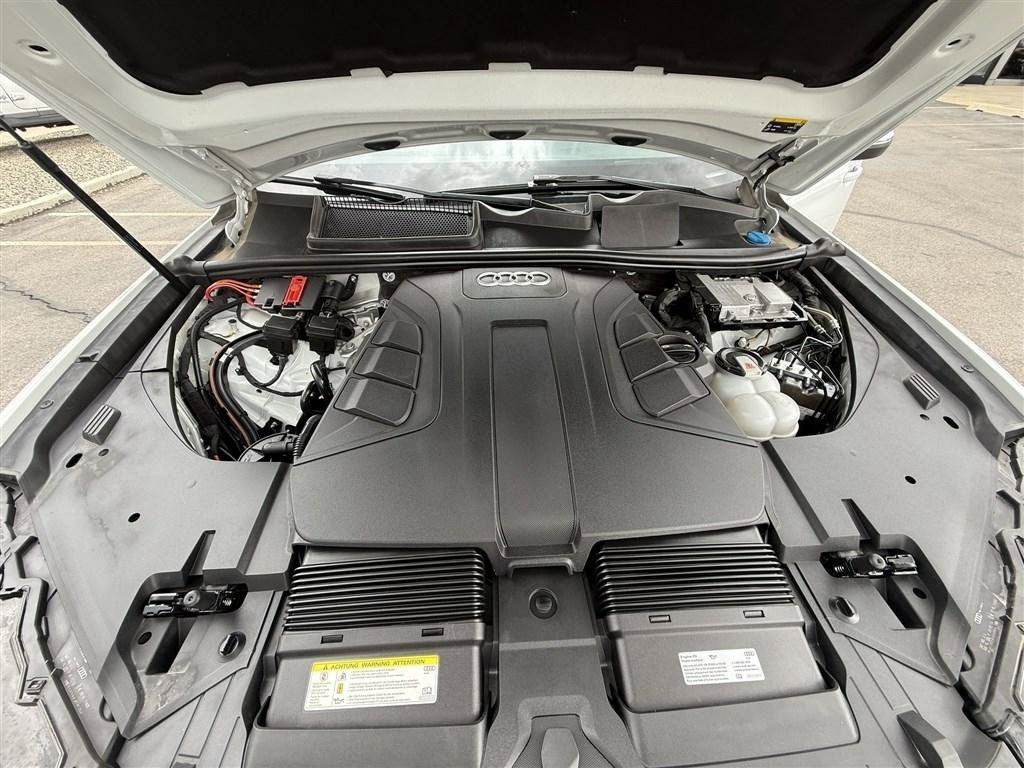 Used 2019 Audi Q7 3.0T Premium Plus w/ Premium Plus Package AWD/4WD image 20