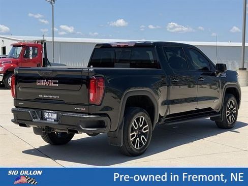 Certified 2021 GMC Sierra 1500 AT4 w/ AT4 Premium Package AWD/4WD image 4