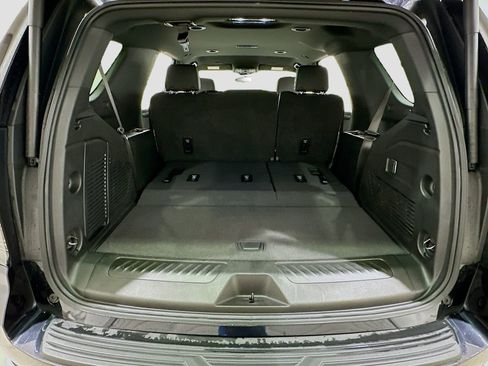Used 2025 Chevrolet Tahoe LT image 27