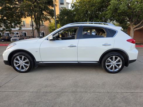 Used 2017 INFINITI QX50 AWD w/ Premium Plus Package image 4