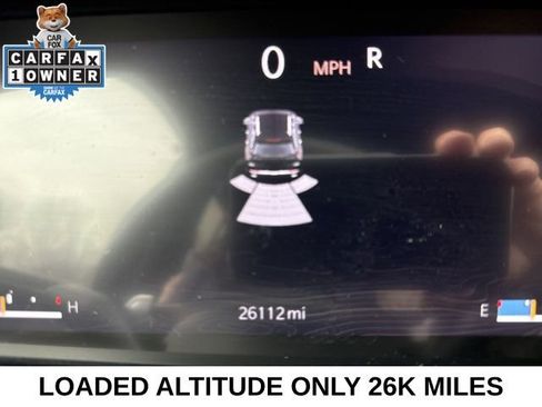 Used 2023 Jeep Grand Cherokee Altitude image 9