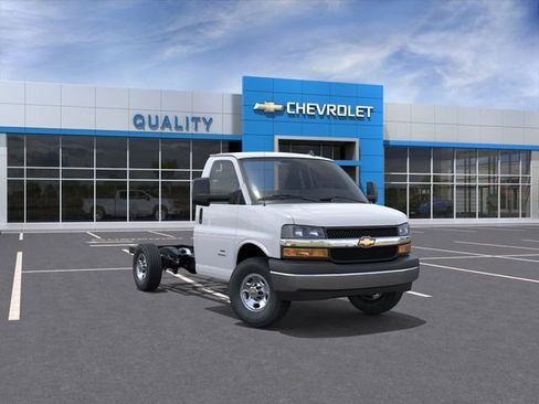 New 2025 Chevrolet Express 3500 w/ Power Convenience Package RWD image 1