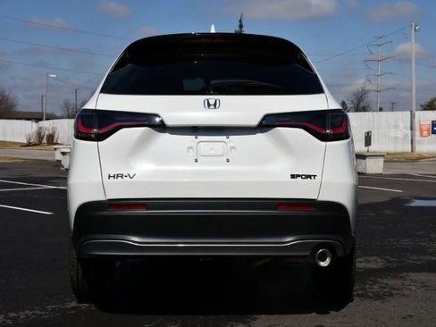 New 2026 Honda HR-V Sport image 6