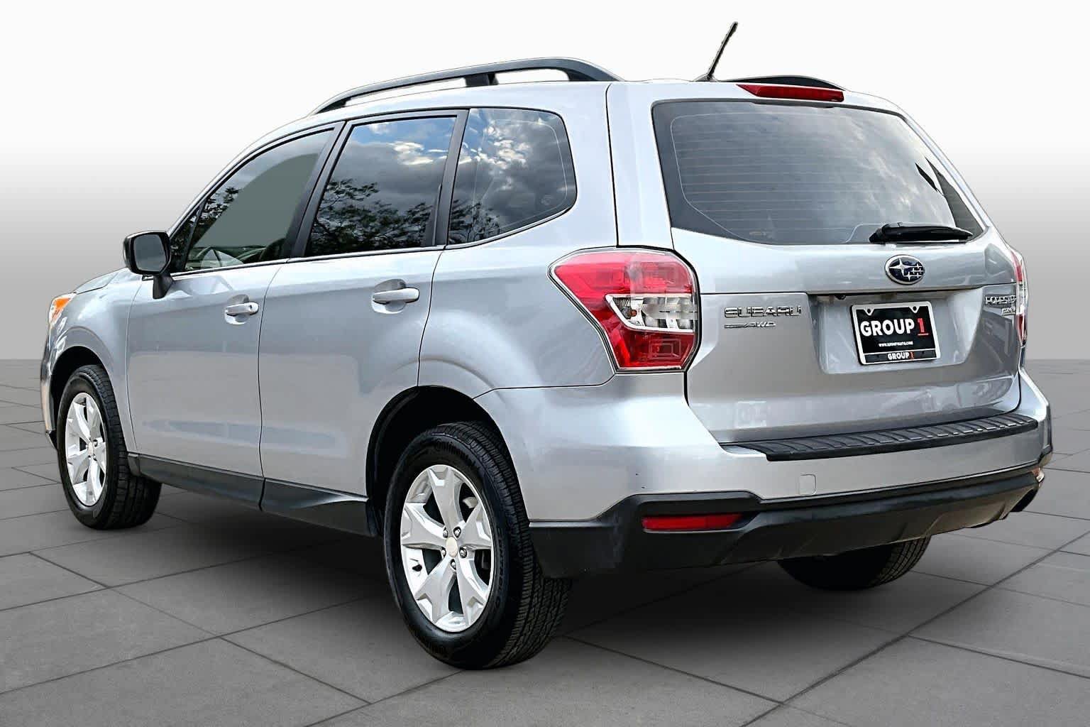 Used 2015 Subaru Forester 2.5i w/ Alloy Wheel Package AWD/4WD image 11